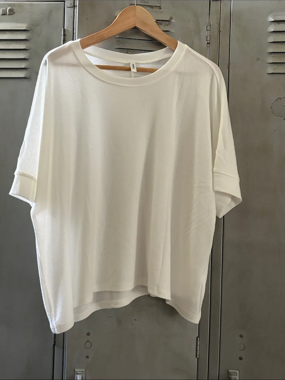 Women's White Relaxed Crewneck Short Sleeve Tee